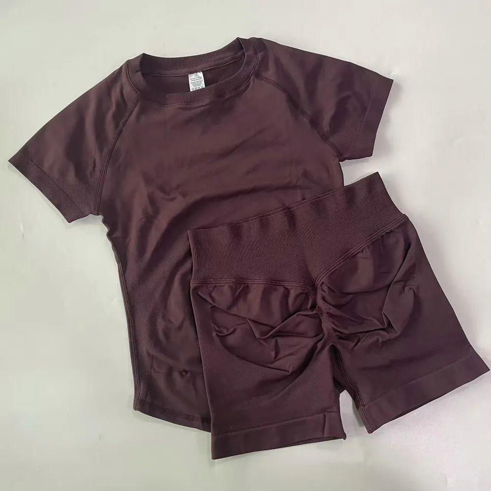 Dfyne Cross-Waist Hip-Lifting Shorts + Short-Sleeve Sports Set |   Seamless Knit Breathable Quick-Drying |   Fitness & Yoga Two-Piece Set