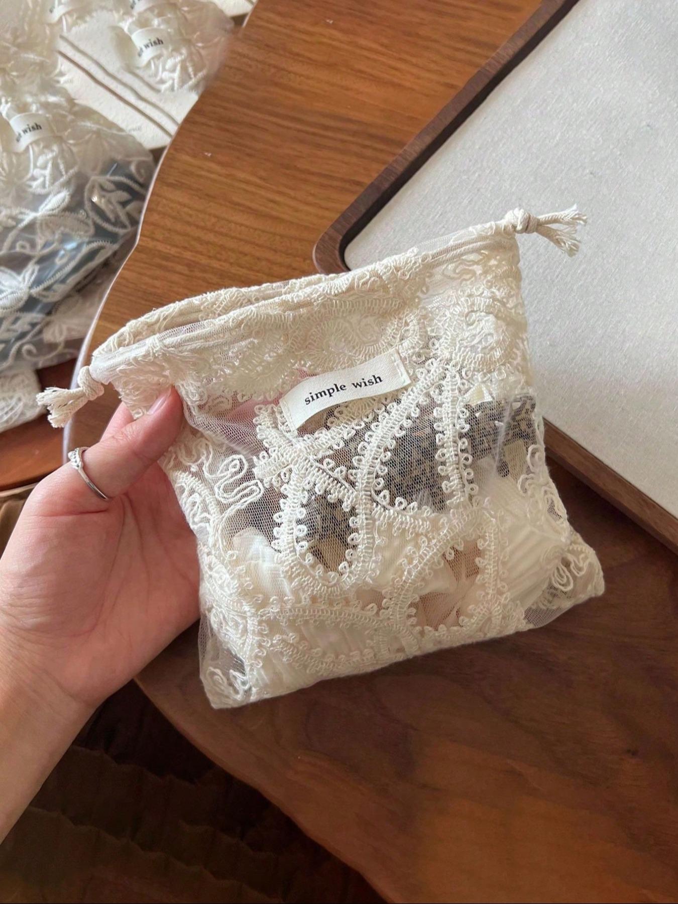 Vintage Art Apricot Lace Embroidered Makeup Bag, Single Layer Drawstring Small Pouch, Large Capacity Portable Storage Bag, Travel Essential Gift Bag