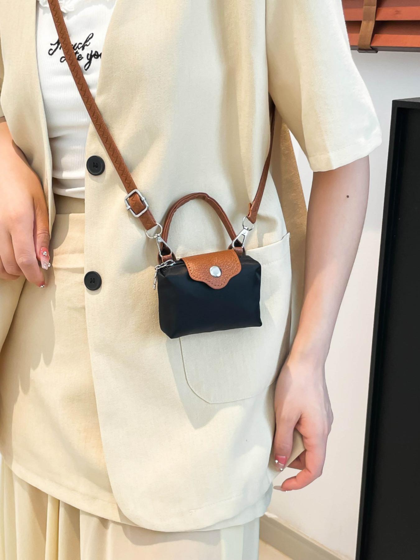 Women's Mini Crossbody Bag with Detachable Shoulder Strap, Zipper Closure, Decorative Purse, Flap Crossbody Purse, Christmas Gift for Young Girls, Lightweight Crossbody Bag