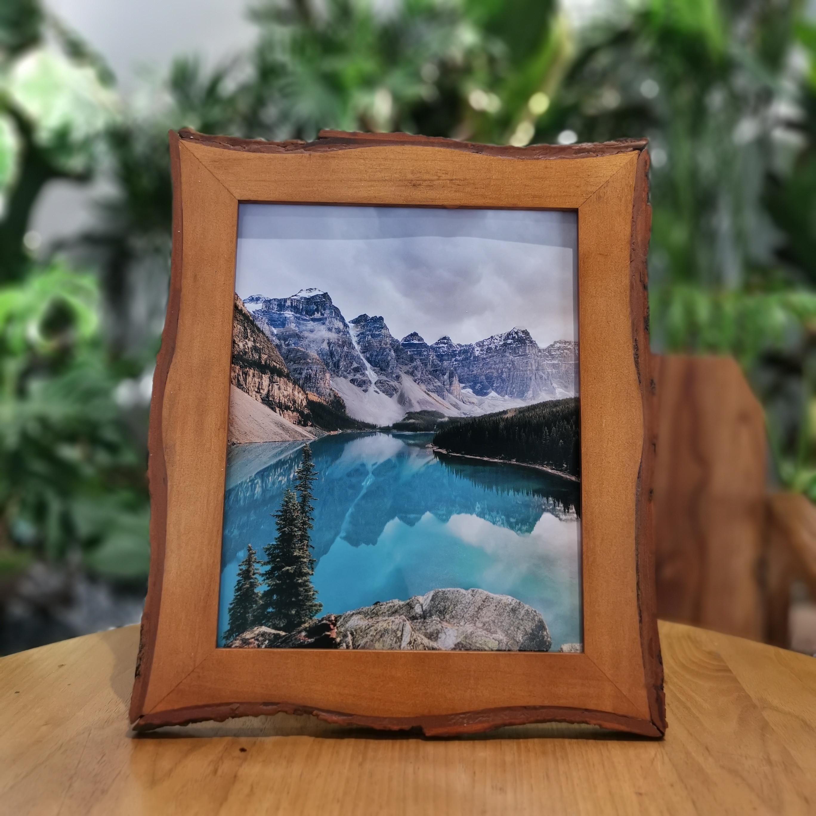 1 Pack 8x10 Picture Frame Rustic Brown, Solid Wood Picture Frame with Bark Edges & Real Glass Cover, Vertical/Horizontal Tabletop or Wall-Mounted Photo Frame, Farmhouse Decor, Living room and bedroom Decor, for Christmas Home Decor, Wavy Edge Design