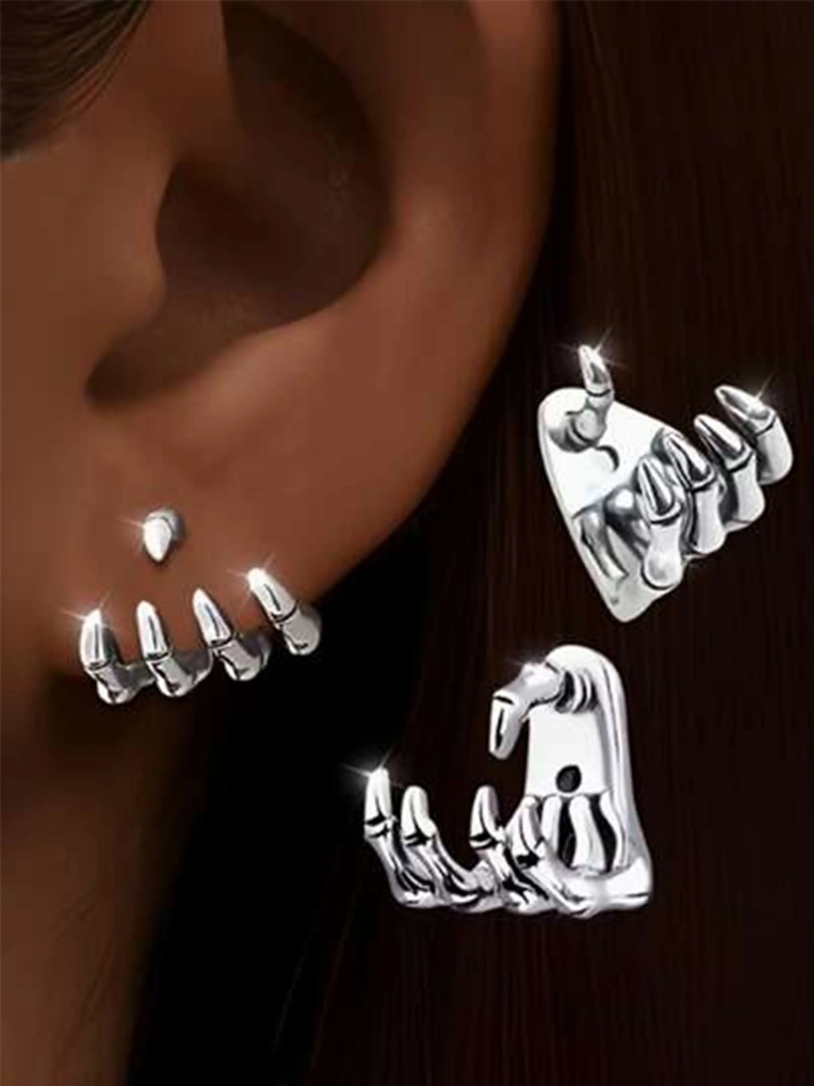1 Pair Halloween Retro Skull Hand Bone Earrings, Punk Gothic Dark Style Neutral Ear Jewelry, Unique Halloween Accessories for Men and Women