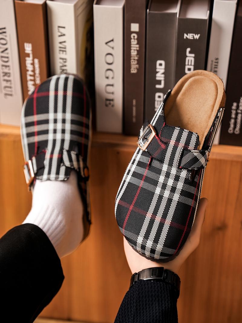 Unisex Soft Wood Insole Slippers, Round Toe Design, Adjustable Buckle, Comfortable for Men and Women, Classic All-Season Outdoor Beach Shoes, Casual Shoes Clogs