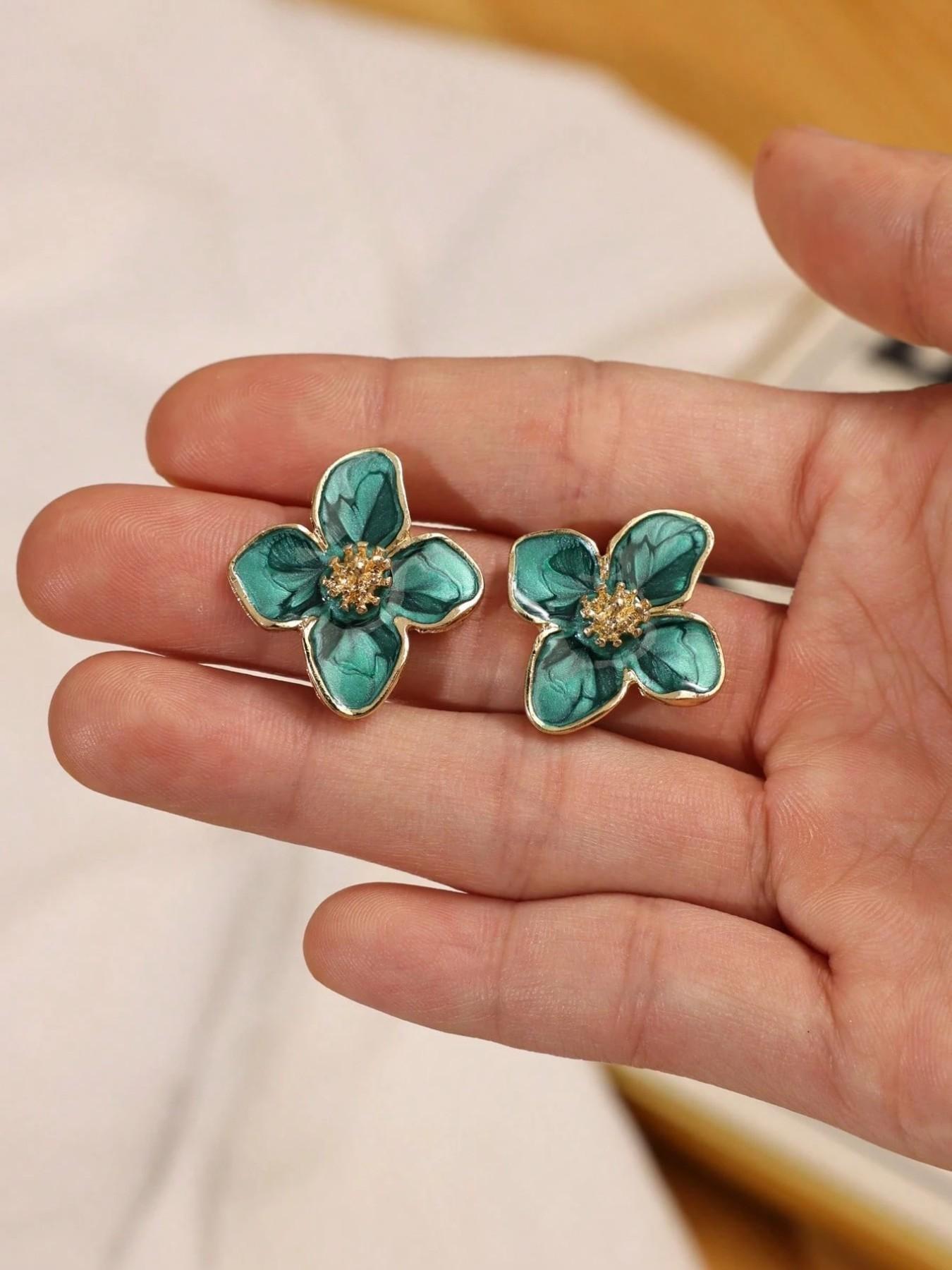Drop Oil Metal Petal Stud Earrings, Elegant Floral Pattern, Alloy Material, All Seasons Jewelry for Women, Evening Event Accessories
