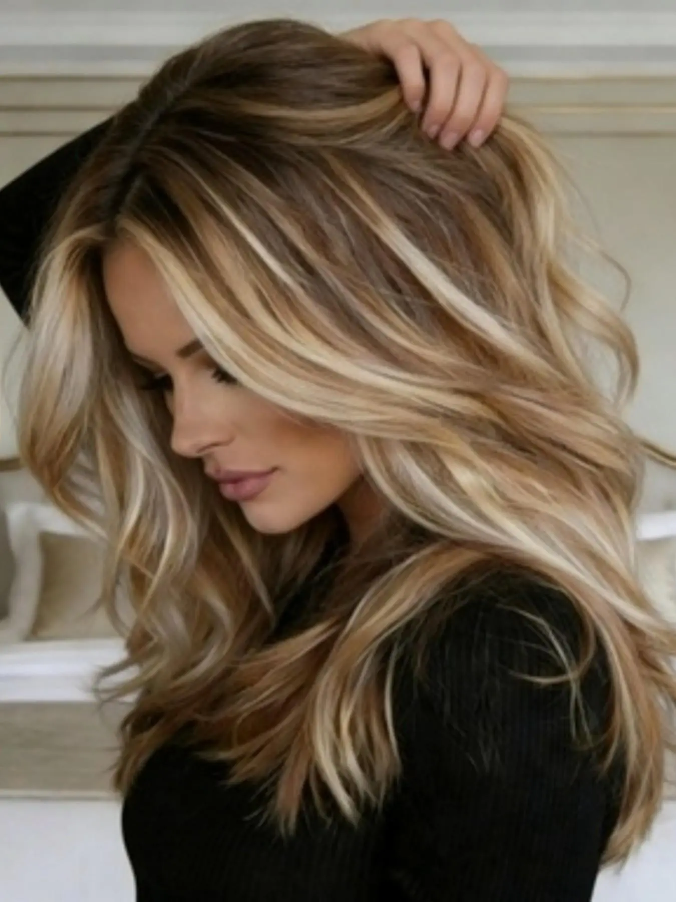 Soft Human Hair Wig for Women, 14 Inch Highlight Blonde Wavy Bob, 13x4 Front Lace, 150 Density, Natural Look with Baby Hair, Water Wave Lace Front Wigs Human Hair