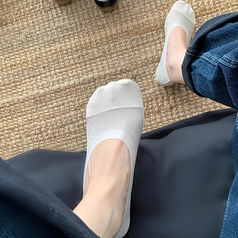 4 Pairs Women's Breathable Mesh No-Show Socks with Silicone Grip, Ultra-Thin Non-Slip Crew Socks, Perfect Gift for Casual Wear