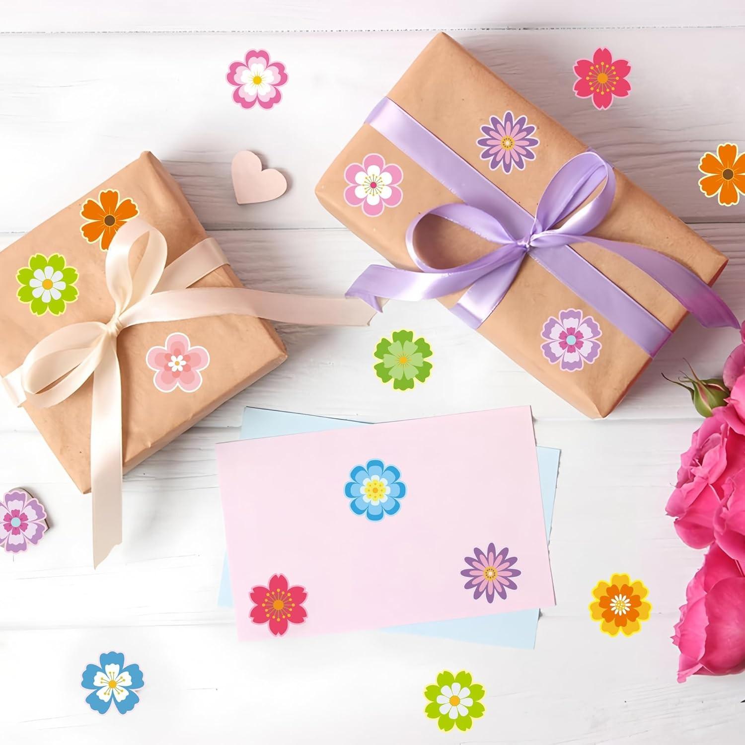 500Pcs Floral Roll Stickers, Waterproof Self-Adhesive, Ideal for Classroom Rewards, Gift Wrapping, Greeting Cards, Envelopes, Invitations, DIY Projects & Party Decorations