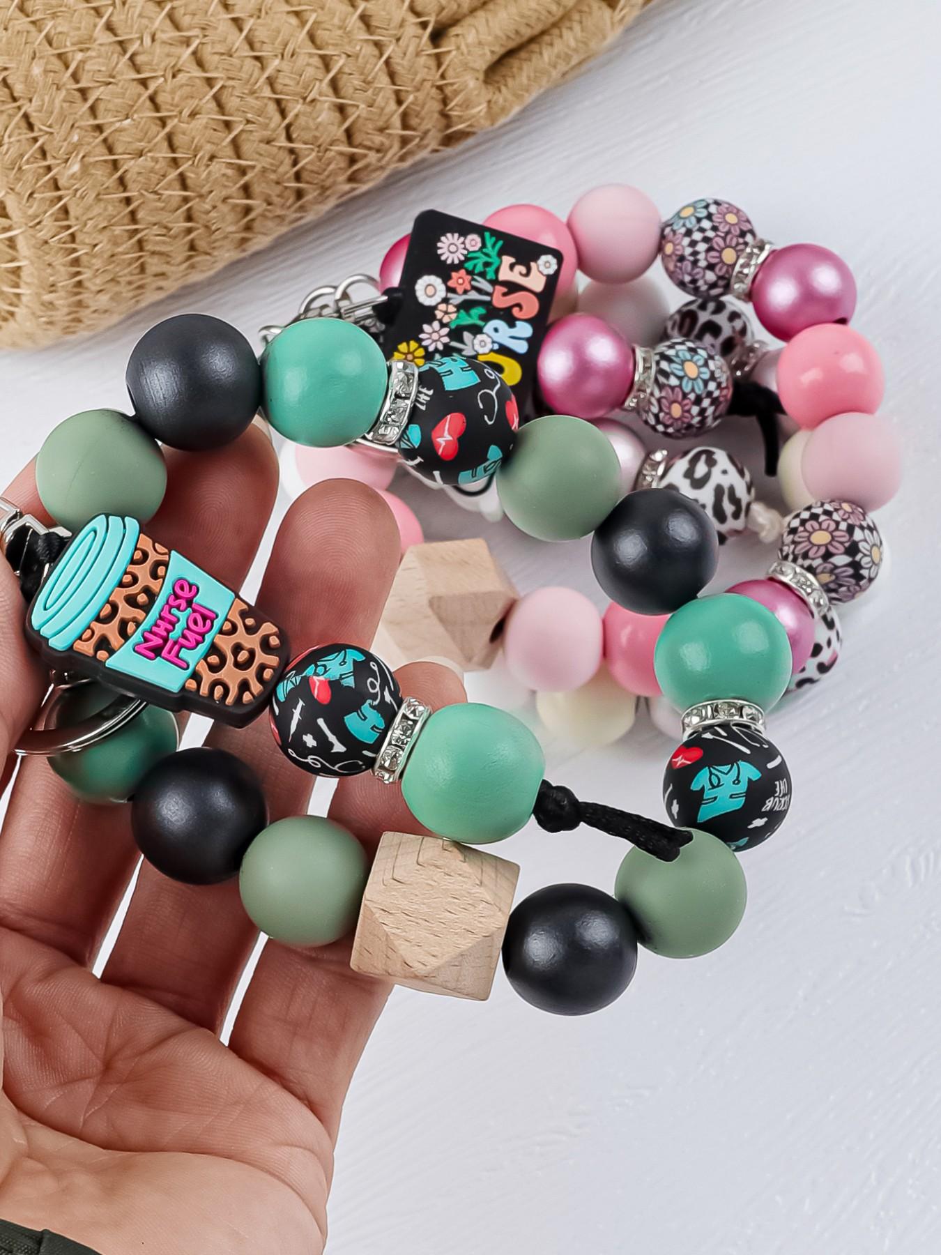 Nurse Themed Beaded Keychain, Handmade Silicone Wristlet, Leopard Print Beads, Anti-Lost Keychain for Medical Staff, Ideal Gift