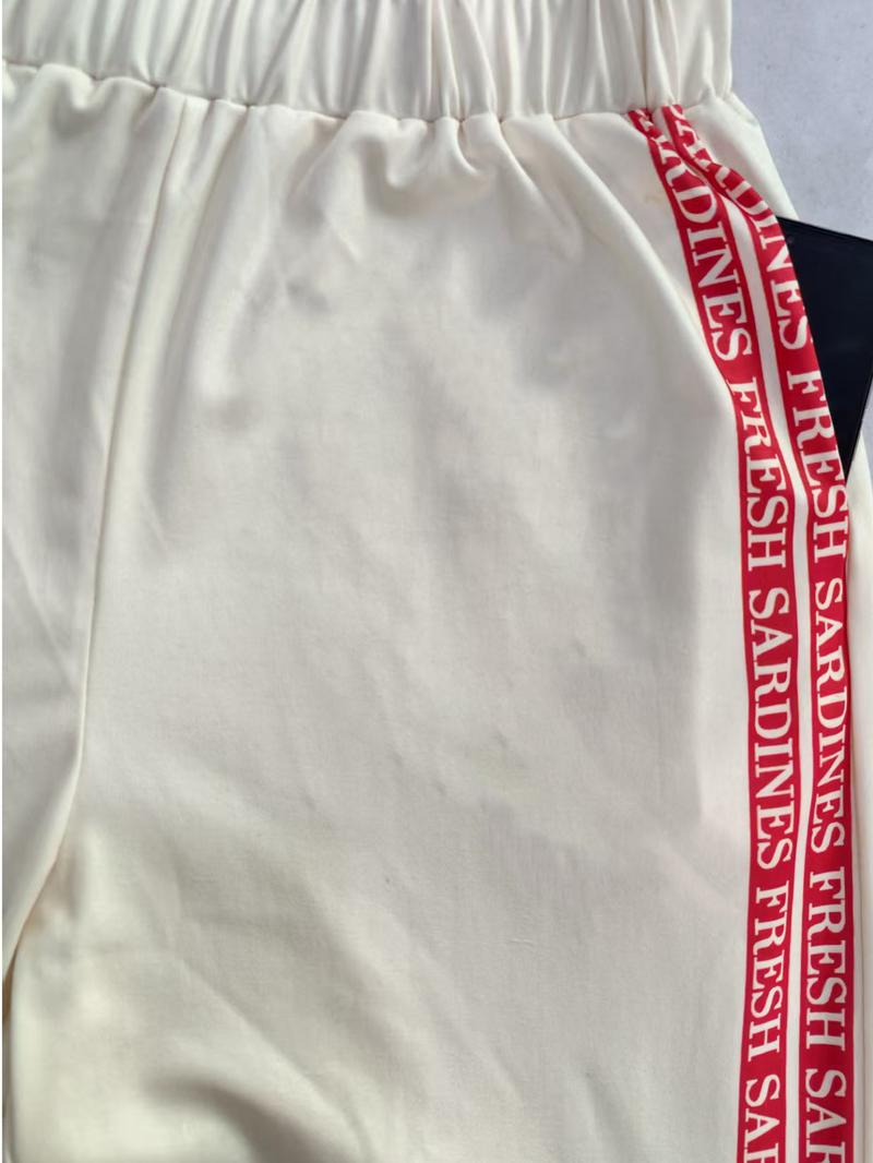 Elegant Casual, Comfortable Fashion for Daily Wear, Coffee Shop Style, Simple Innerwear and Accessories, Retro Streetwear