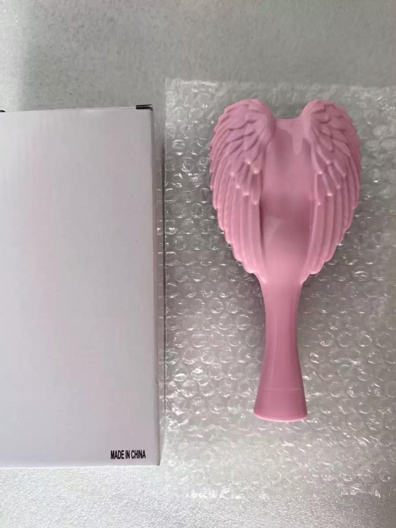 Angel Wings Comb for Smooth and Detangled Hair, Non-Heat-Based Hair Styling Tool, Ideal for Curly Hair Care, Sleek Design