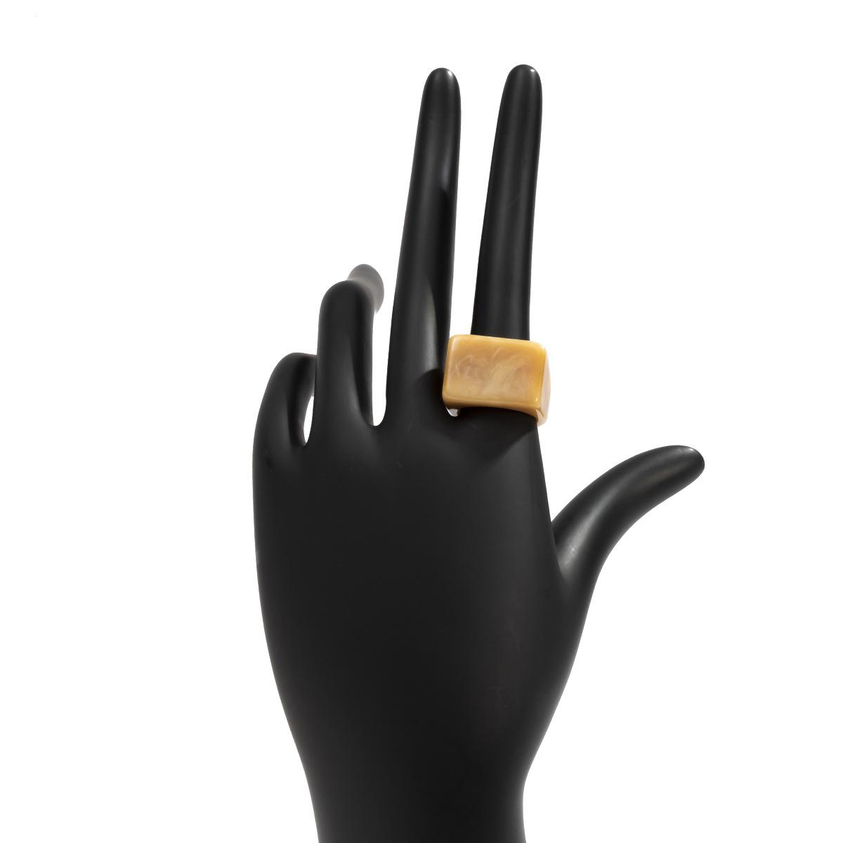 Trendy Colorful Acrylic Plain Ring Geometric Square Wide Resin Band Fashion Minimalist Jewelry for Women Men