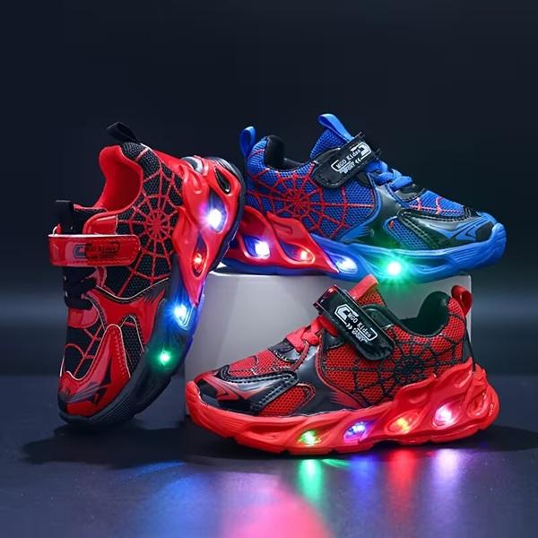 Spider Pattern LED Children's Sports Shoes, Nighttime Illumination, Stylish and Attention-Grabbing, Breathable and Non-Slip Athletic Shoes, Suitable for All Seasons, Ideal for Boys and Girls Aged 1-6