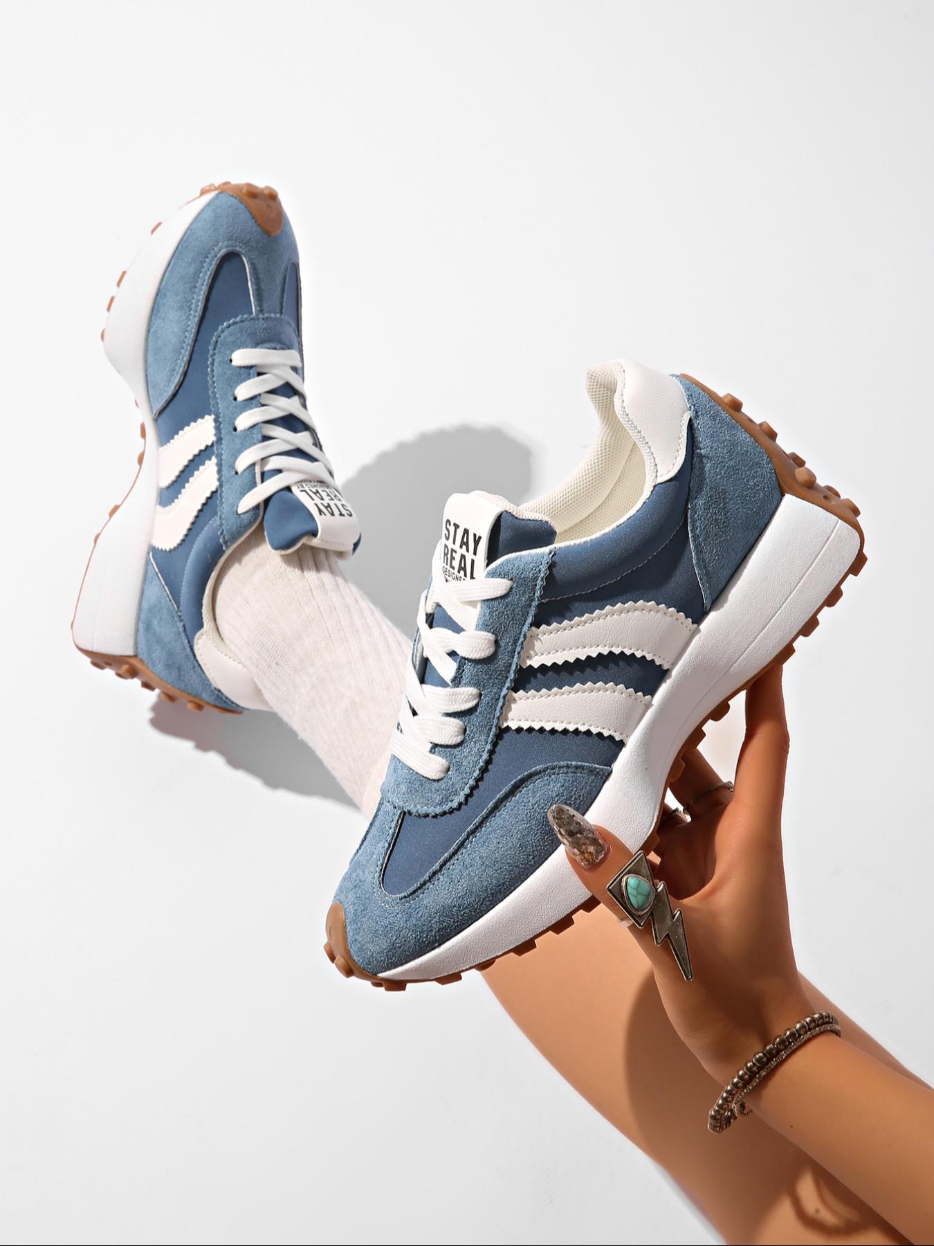 Women's new fashionable lace-up sneakers, autumn and winter outdoor walking shoes, versatile thick-soled platform comfortable casual shoes, suitable for daily leisure and commuting wear, must-have for gifting and back-to-school