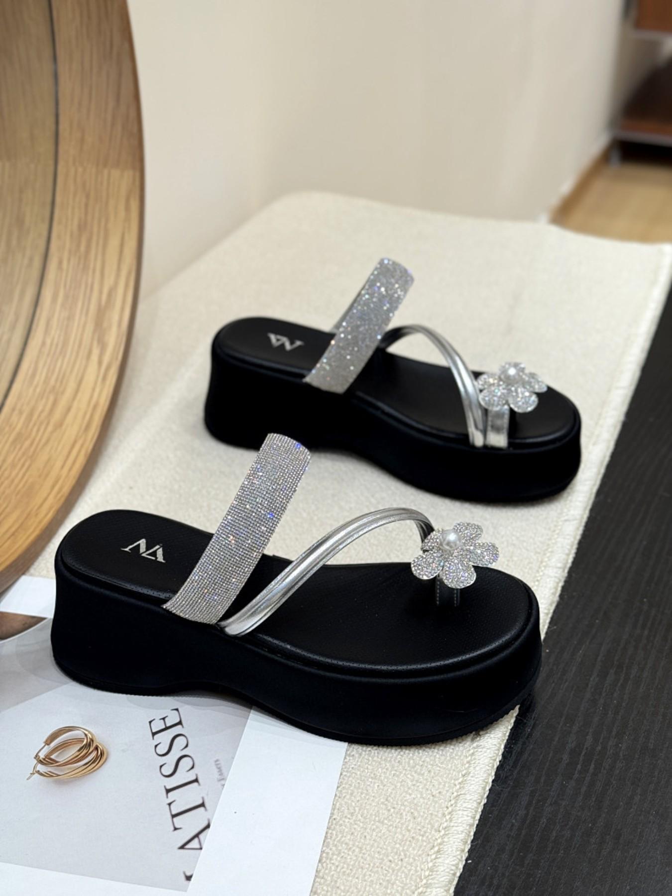 Full Rhinestone Braided Strap + Pearl Water Drizzle Flower Decoration, Clip-On Wedge Thick Sole, Soft Fairy Style, Enhances Leg Length