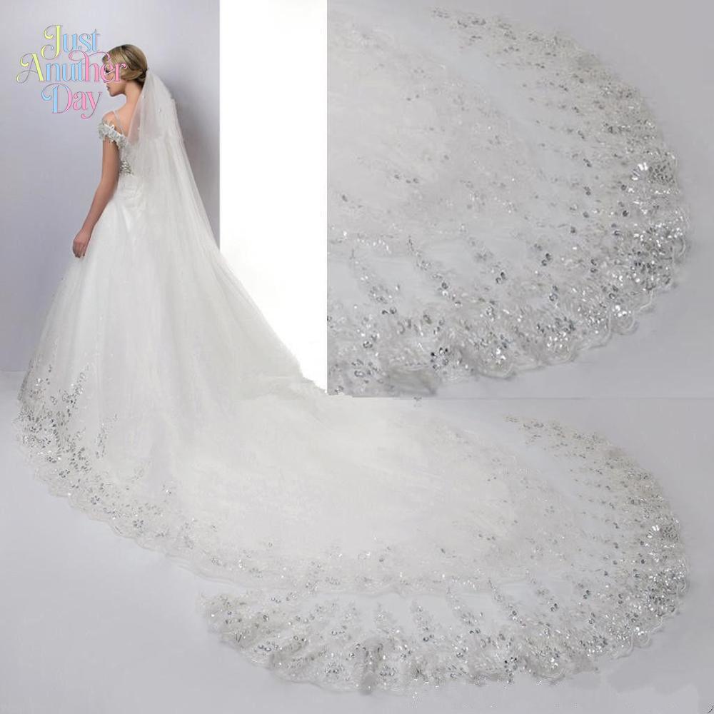 Luxury Sequin Lace Cathedral Wedding Veil Long Bridal Trailing Veil with Sparkling Gold-Trimmed Lace Perfect for Grand Church Ceremonies and Ball Gown Wedding Dresses