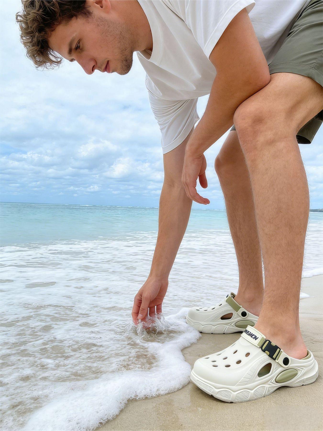 Trendy men's two-tone hole shoes with non-slip soles, quick-drying beach hole shoes, essential for summer seaside vacations and water activities