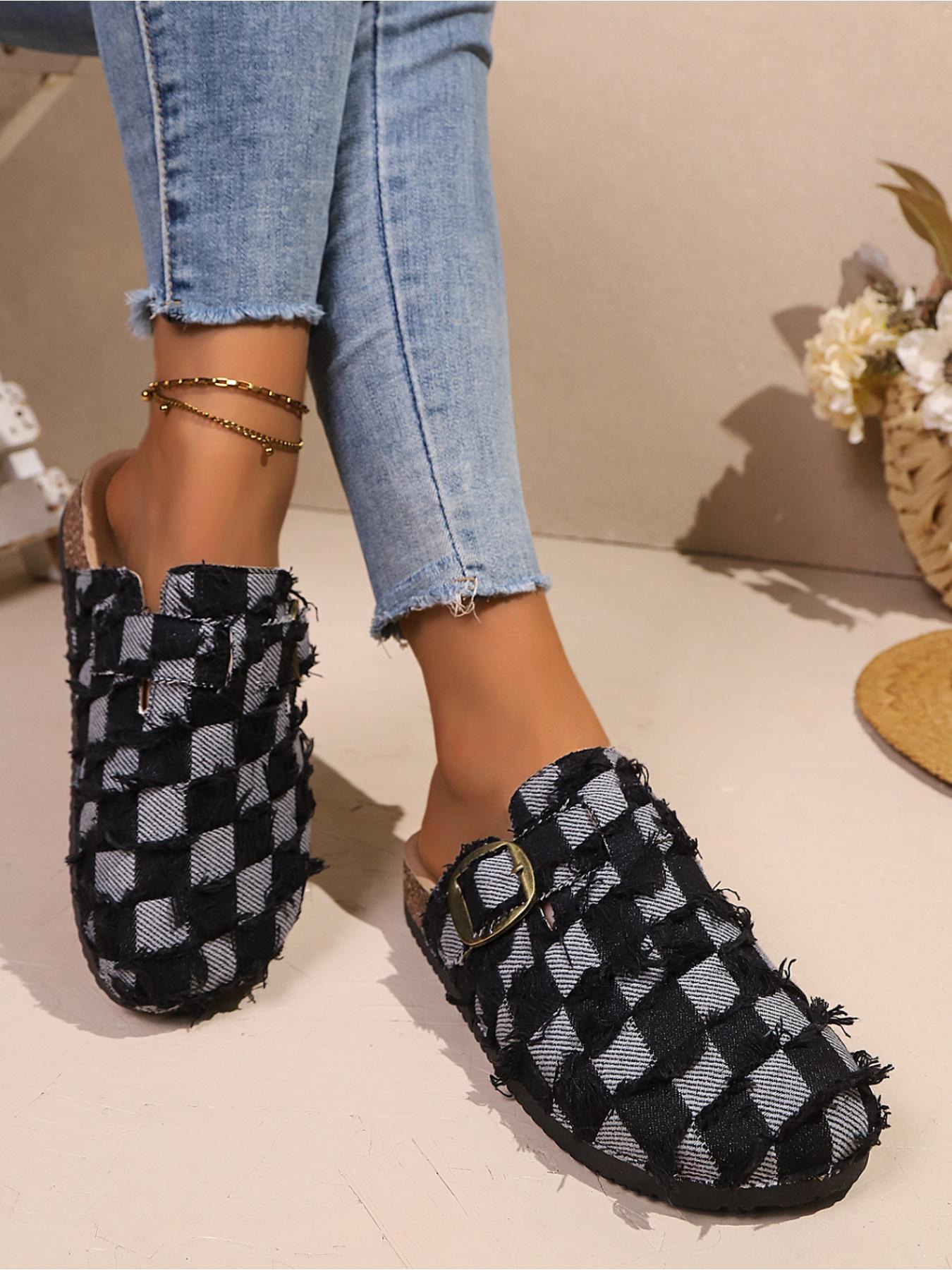 2026 New Women's Frayed Denim Checkered Mules, Vintage Distressed Plaid Closed Toe Clogs, Comfortable Slip On Slides for Summer OutdoorWomen's Black White Checkered Denim Mules, Frayed Distressed Plaid Buckle Strap Clogs, Casual Closed Toe Slides for All