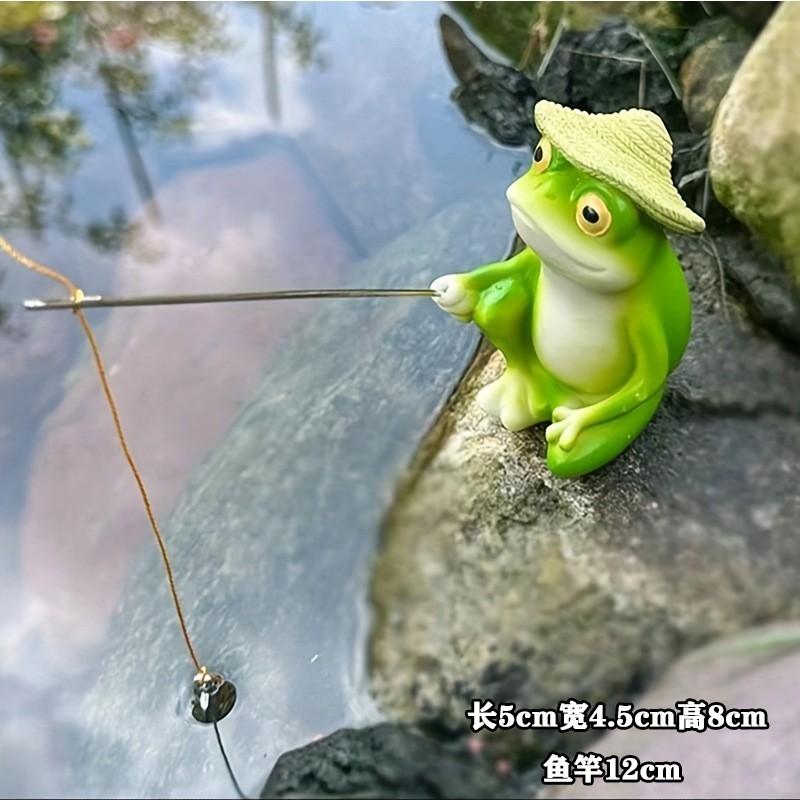 Fishing Frog Outdoor Garden Decor, Resin Miniature Fishing Frog Sculpture, Creative Landscape Ornament for Fish Pond and Courtyard