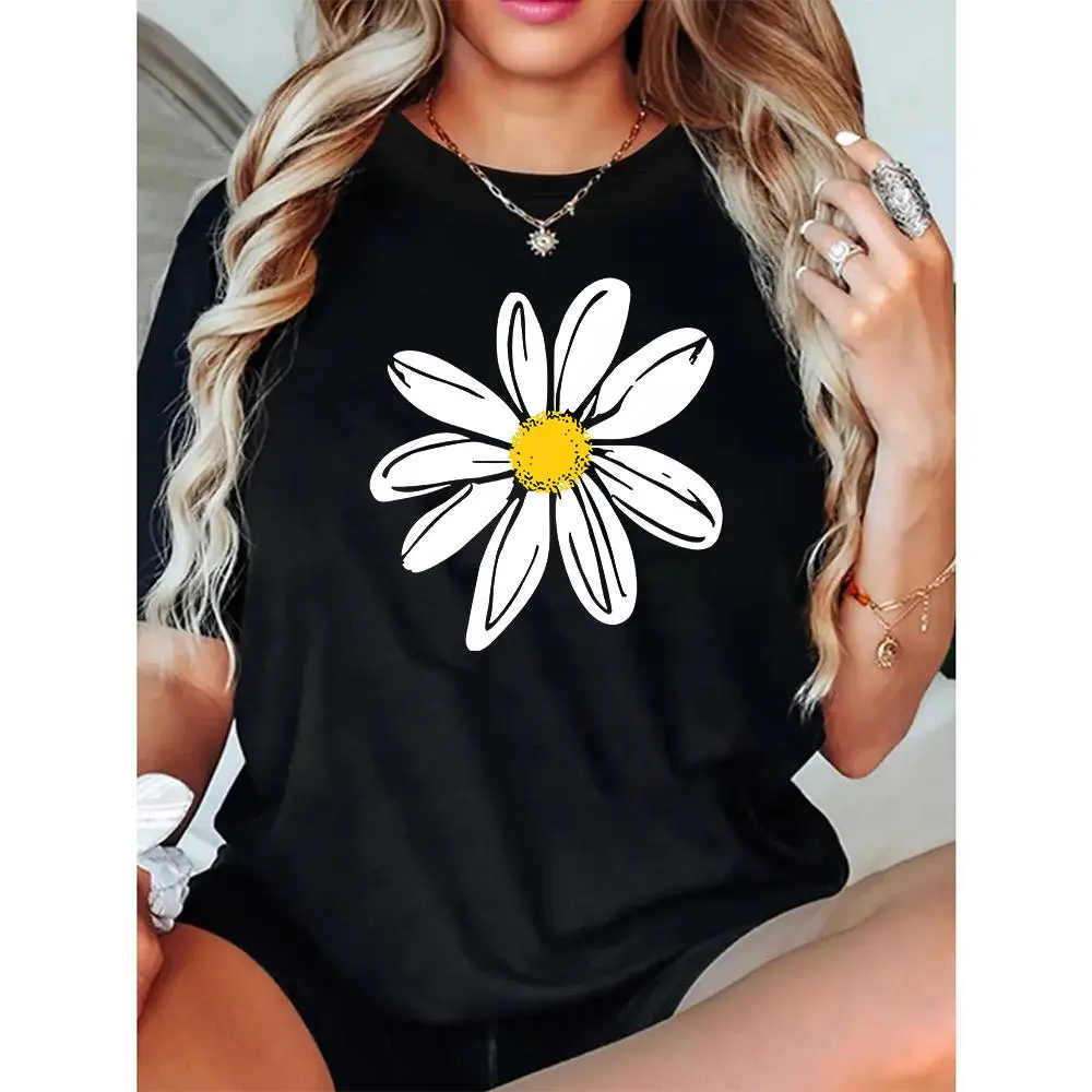 Daisy T-Shirt, Daisy Flower Shirt, Summer Shirt, Floral Shirt, Gift For Woman, Daisy Lover Gift