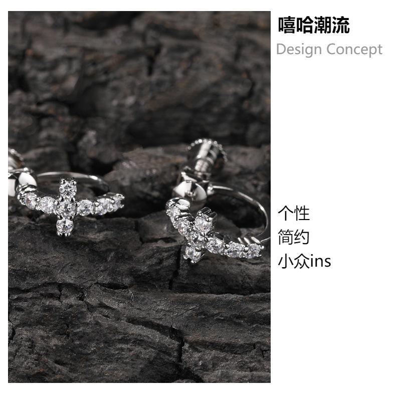 Classic hip-hop minimalist men's earrings, unique black spiral clasp cross earrings, zirconia earrings