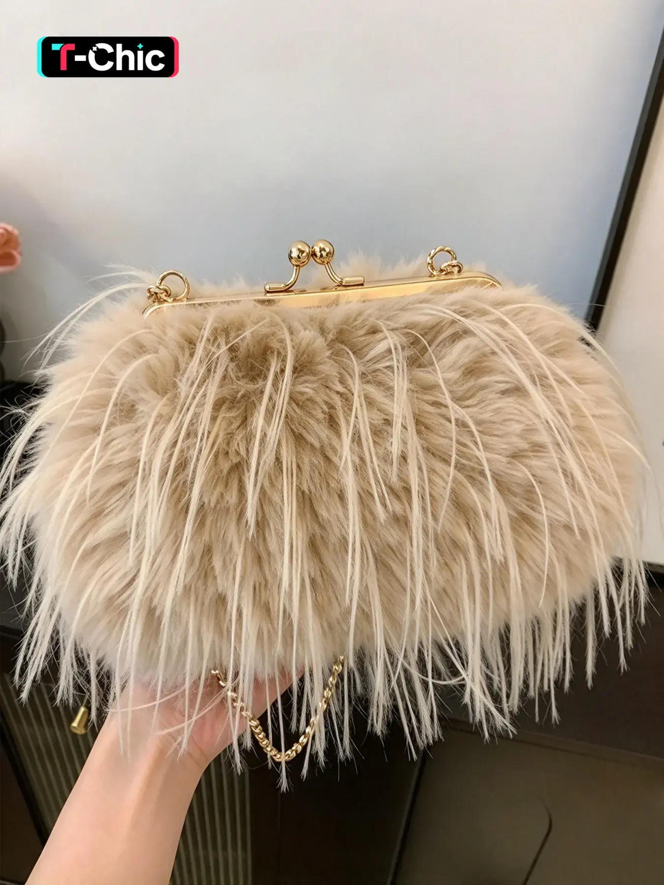 Luxury long-pile snap-button clutch, retro glamorous evening style, long fluffy tassels, compact and portable bag, suitable for parties, weddings, cocktail parties, dates and holiday occasions, Evening Clutch Purse
