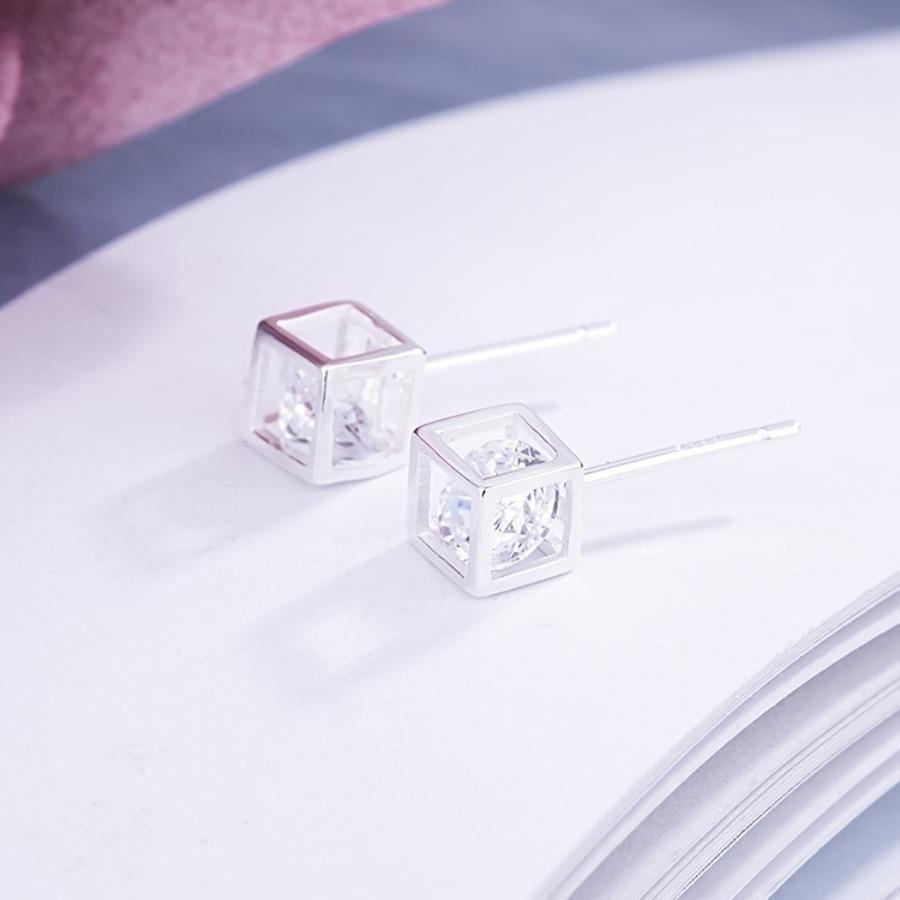 S925 silver love cube earrings geometric hollow square super flash diamond earrings personality creative simple temperament earrings
