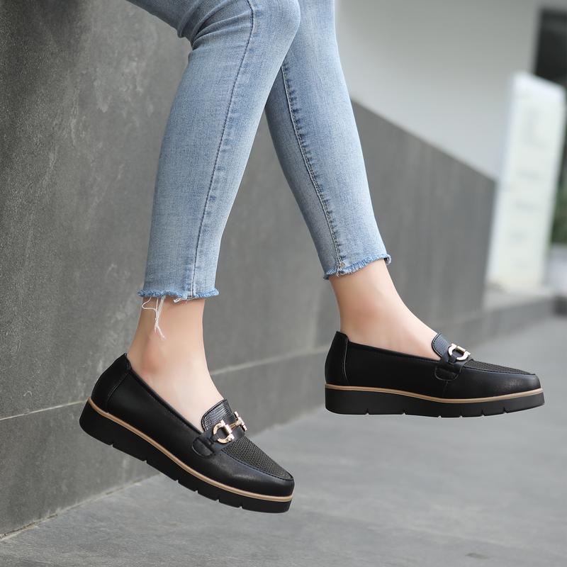 Women's Fashionable  PU leather shoes Solid Color Slip on Loafers, Casual Comfortable Shoes for Daily Wear, Lightweight Breathable Shoes for All Seasons, Girl