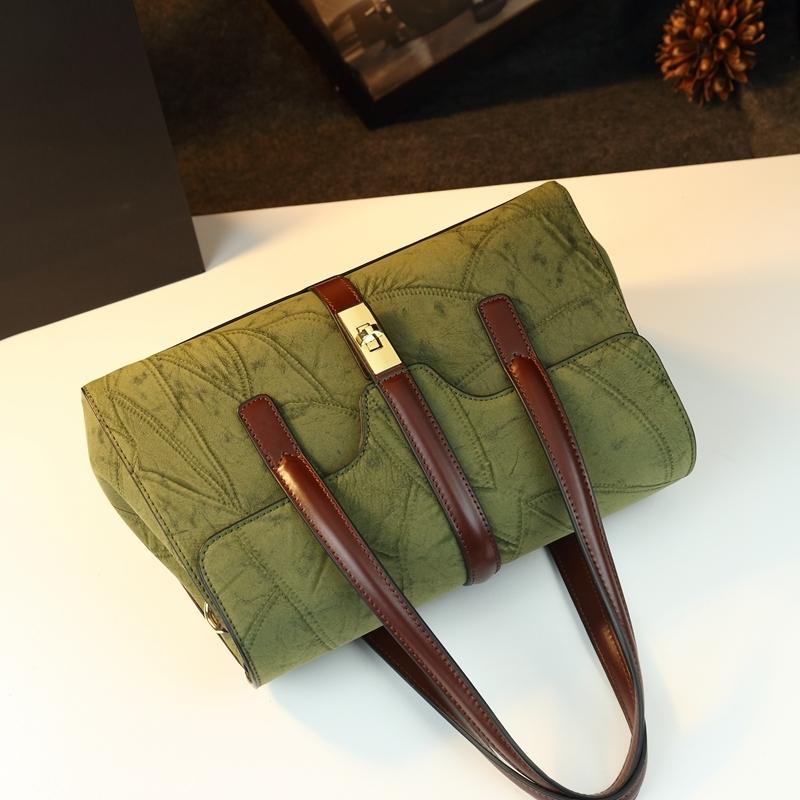 Vintage Commuter Tote Bag for Women, 2026 New High-End Large Capacity Handbag, Mom Bag for Work, Single Shoulder Bag