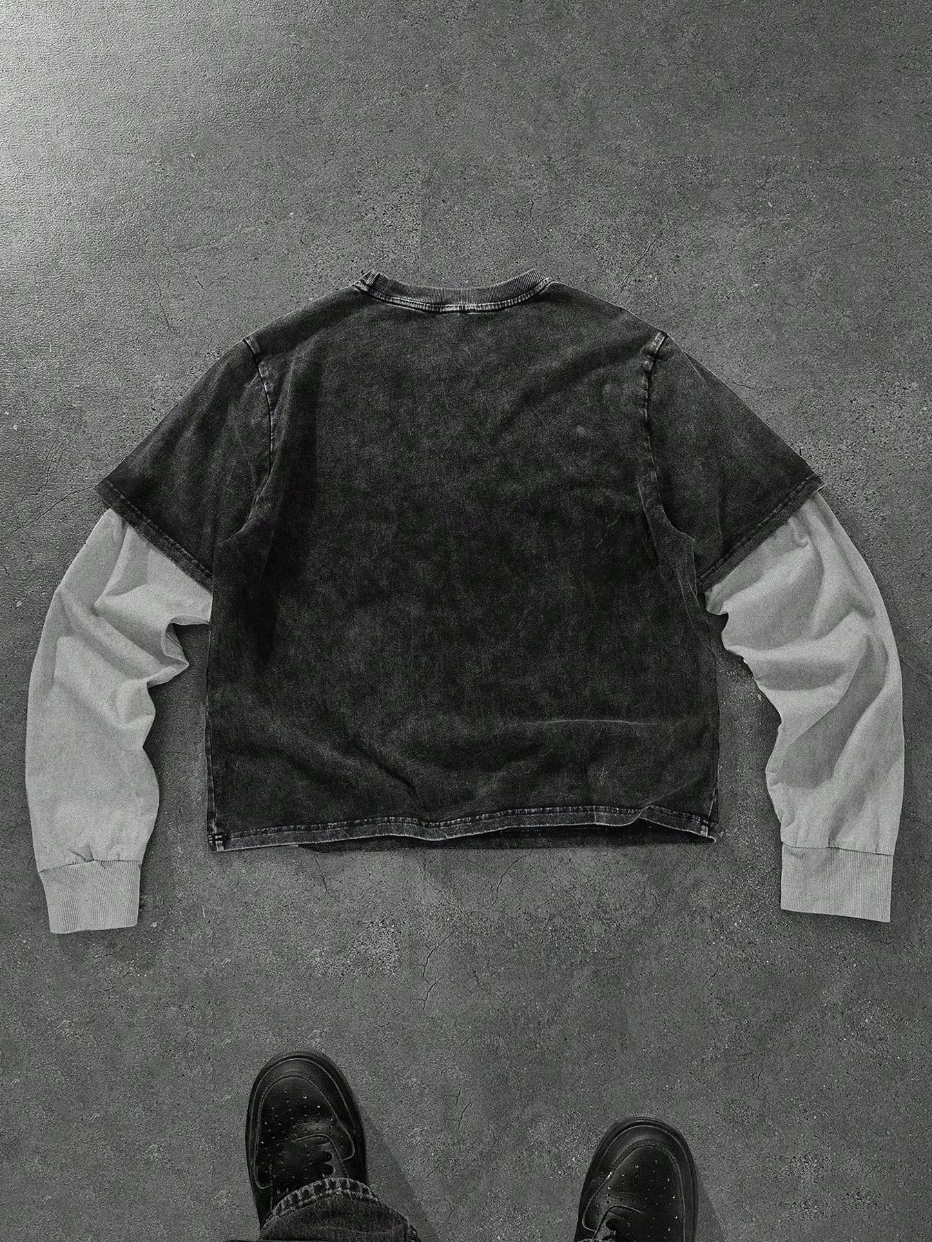 Men's Washed Cotton Mock Two-Piece Round Neck Long Sleeve Fitted Tee, with Star Print Design, a Casual and Trendy All-season Wardrobe Essential