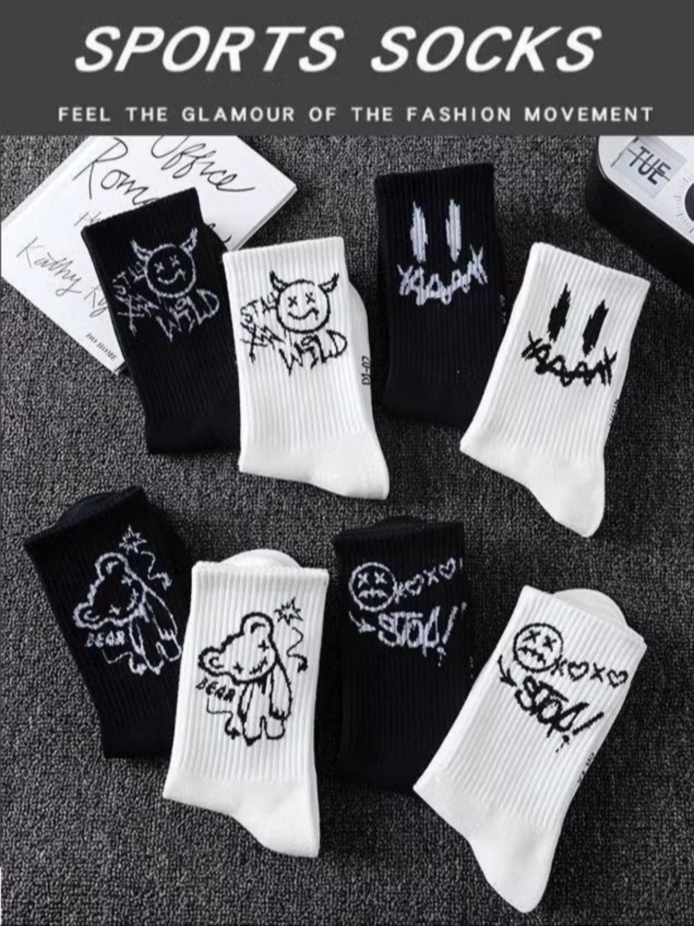 10 Pairs Ghost Face Graffiti Prints Long Socks, Trendy Basketball Sports Mid-Calf Socks, Random Style, All Seasons Fashion, Casual Daily Socks