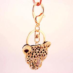 MAGIKON Gold Leopard Keychain – Rhinestone Cheetah Head Charm for Purse, Wallet, Bag, Keyring 2-Inch