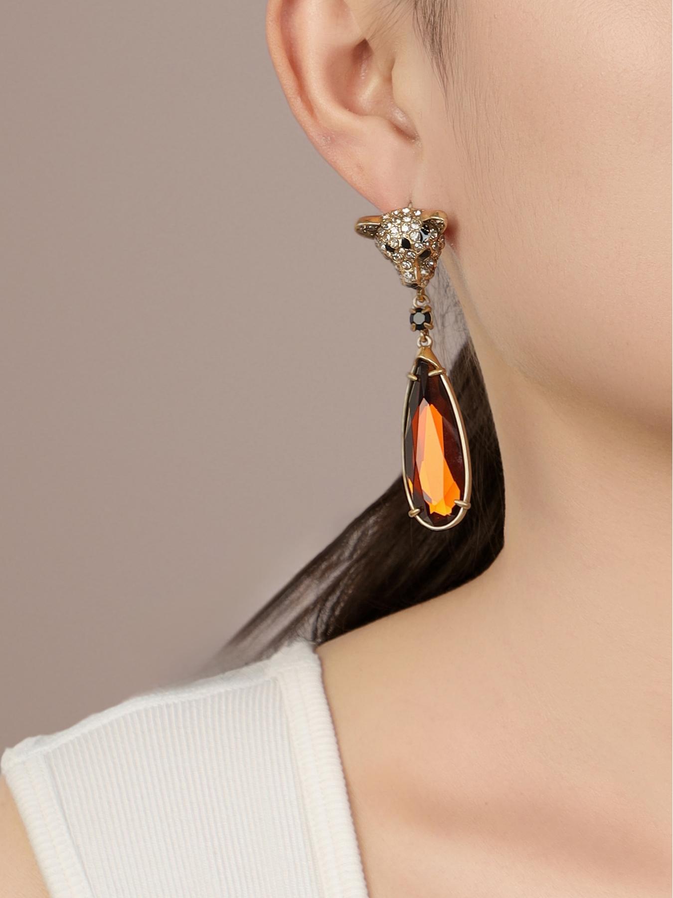 1 pair of vintage elegant amber drip earrings, suitable for daily wear, vacation dates, and other occasions, and also a surprising and exquisite small gift.