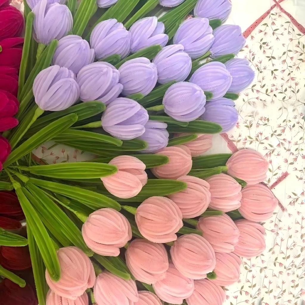 Finished Handmade Pipe Cleaner Tulip Bouquet, Single Stem Artificial Flower with Exquisite Packaging, Perfect Gift for Valentine's Day, Mother's Day, Birthday, Home Decor, Wedding Party Favor