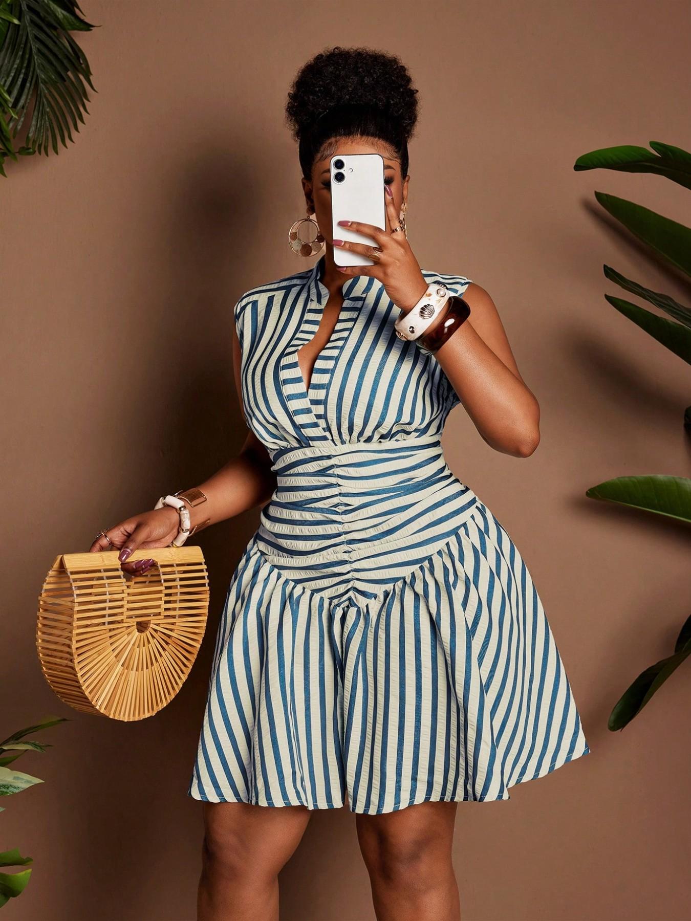 Plus Size Women's Striped Notched Neck Sleeveless Dress, Waist Cinched A-Line Short Dress, Summer Casual Fashion, Casual Wear