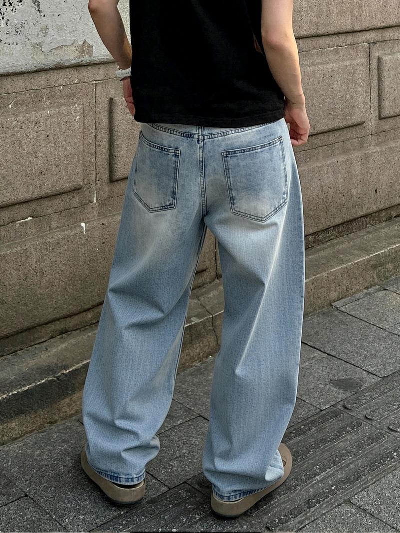Men's Y2K Hip-Hop Style Light Wash Vintage Jeans | Loose Straight-Cut Street-Style Jeans for Retro Urban High Street Casual Daily Wear