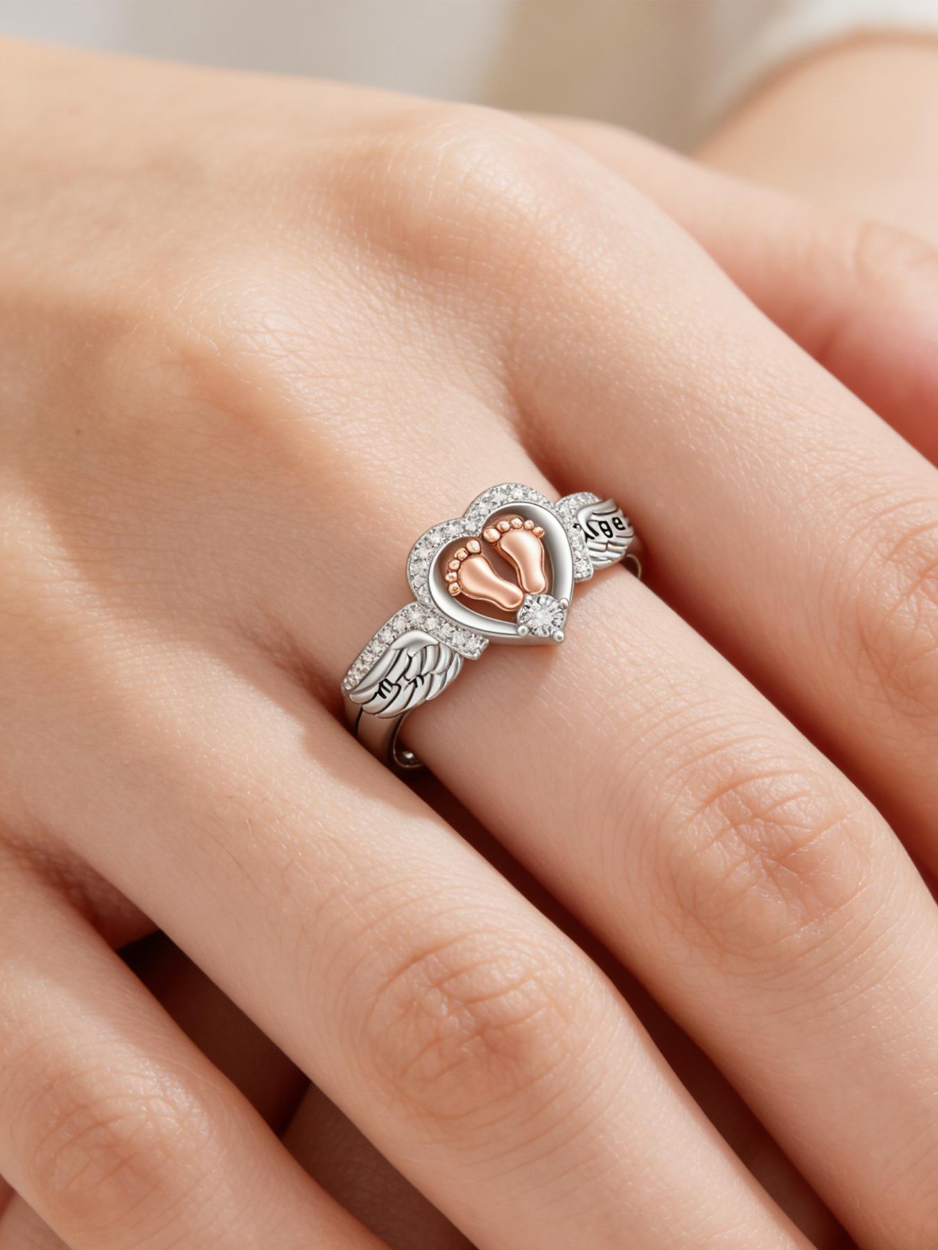 Angel Ring Mom's Edition, Angel Wings Baby Footprint Heart-shaped Ring - A commemorative piece of jewelry for those who have lost a baby, a meaningful gift for mothers as a token of sympathy, a Mother's Day present.