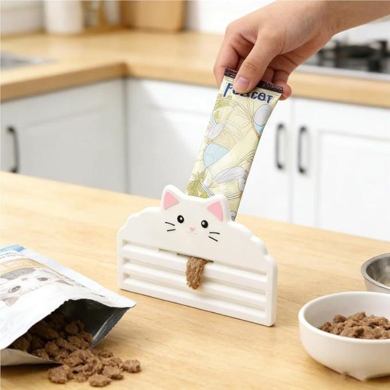 3D Printed Cat Treat Squeezer 3 Adjustable Modes Easy Tube Dispensing Tool Portable Cat Lick Food Strip Extruder Feeding Helper