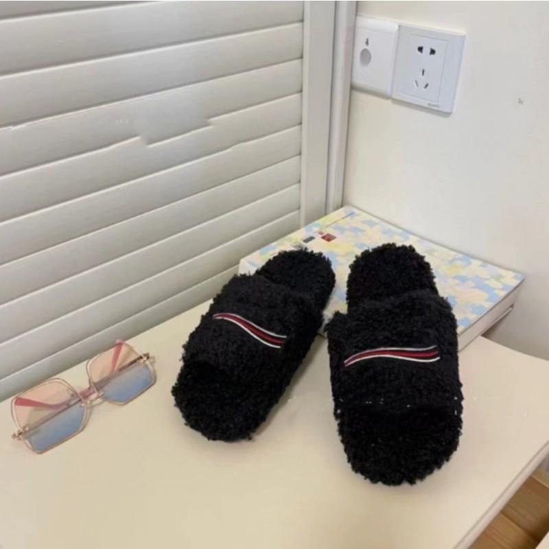 2026 Fall Winter New Women Embroidered Lamb Wool Slippers, Fashion Single Band Flat Sole Footwear, Non-Slip Soft Fluffy Warm Slides for Indoor Outdoor Daily Leisure Wear