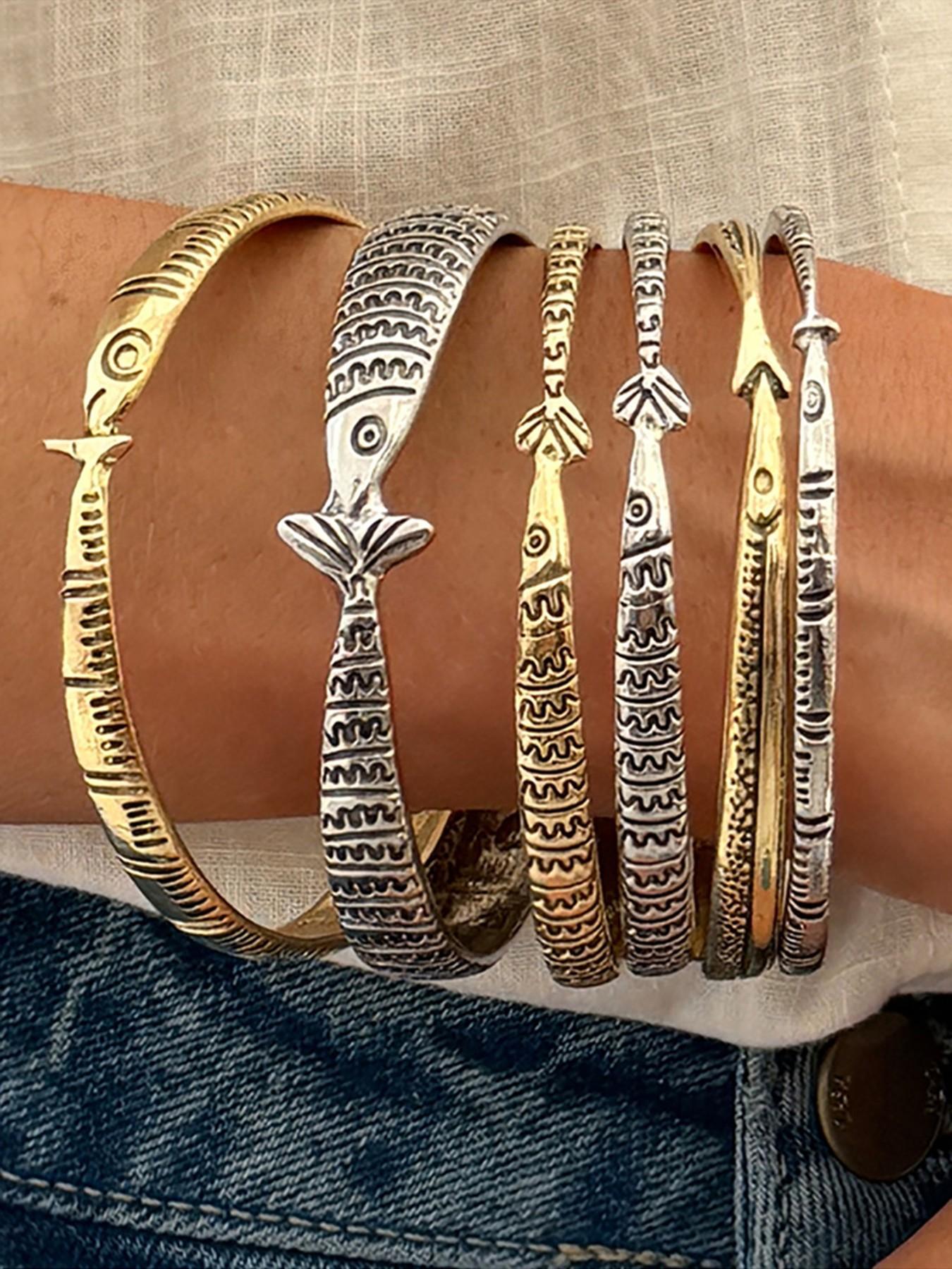 Women's 6-Piece Retro Tribal Alloy Cuff Bangle Set - Carved Fish Pattern, Ocean Theme, Layered Jewelry Stack, Vintage Tribal Art, Unisex Arm Candy Accessories, Fashion Bracelets Costume Jewelry