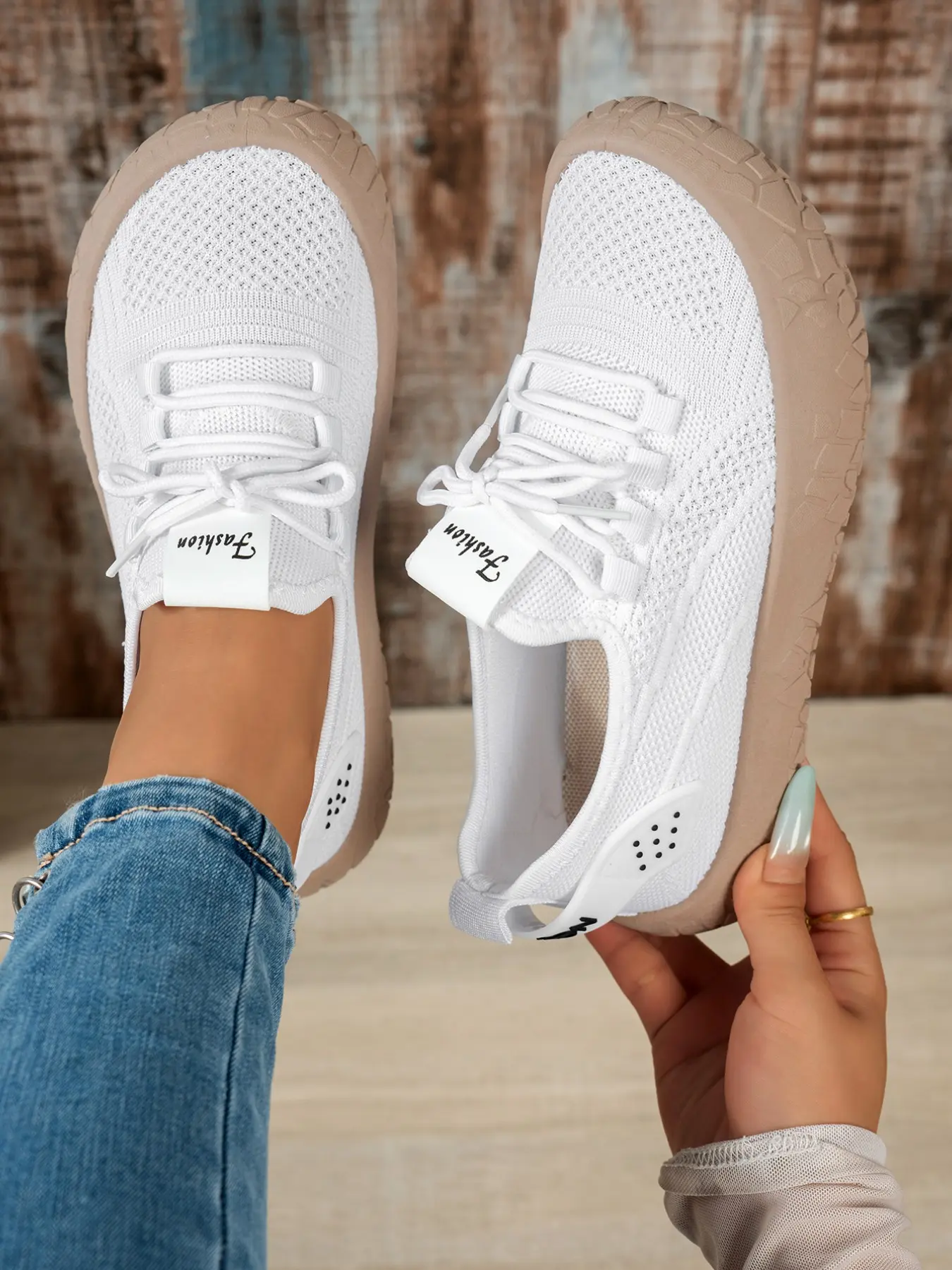 Women's Flyknit Breathable Slip-On Casual Rubber Shoes, Thick-Sole Anti-Slip Walking Flats, Multi-Color Options for Spring Footwear