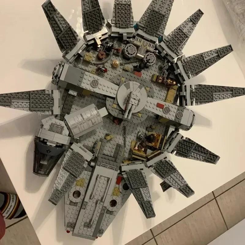 1381 Pieces Space Millennium War Ship Set, Falcon Alien Mini Model Kit, Building Blocks Toy for Adults and Kids, Holiday Gift