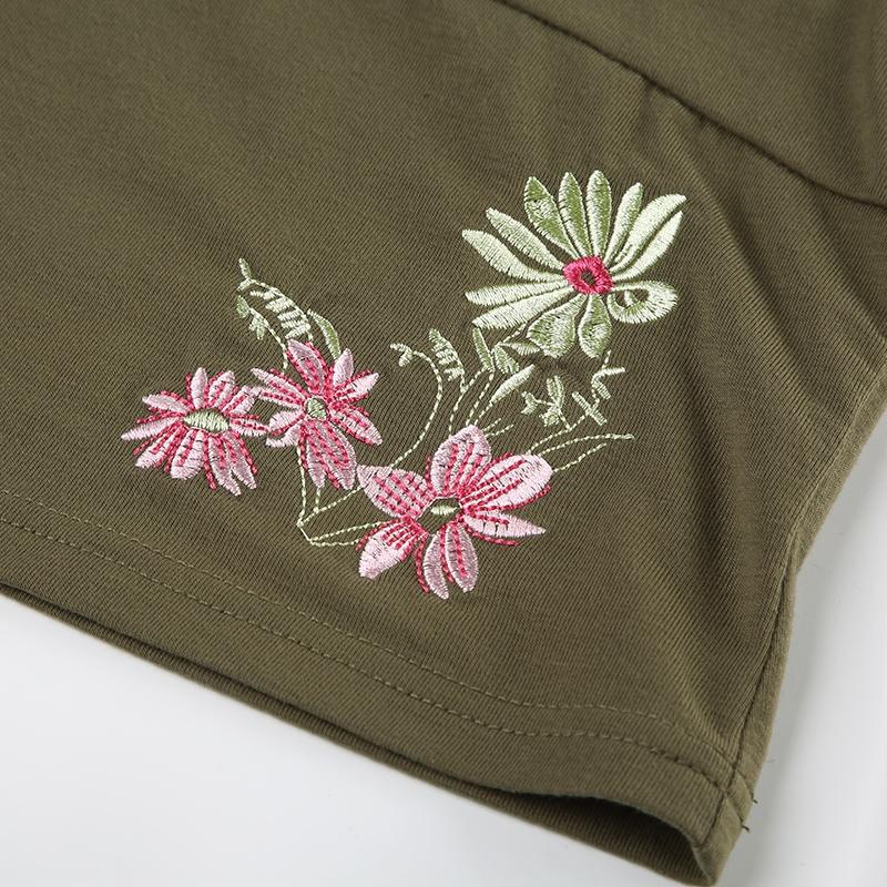 Women's Floral Embroidery V Neck Tee, Casual Style Tee, Y2k Casual Slim-fitting T-shirt for Summer, Ladies Clothes for Daily Wear
