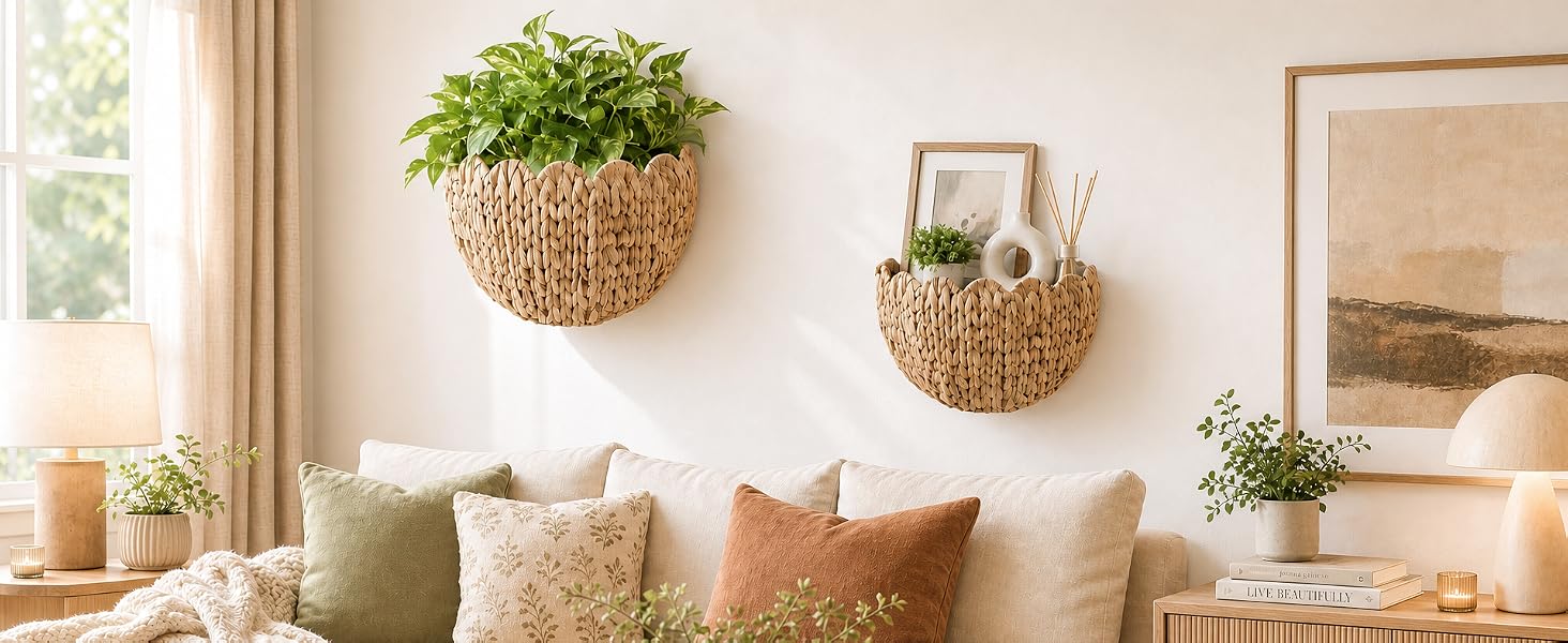 Scalloped Wicker Wall Baskets 2 Pack - Handwoven Hanging Rattan Storage Baskets for Wall Decor, Boho Front Door Basket & Farmhouse Bedroom Decoration (Natural)