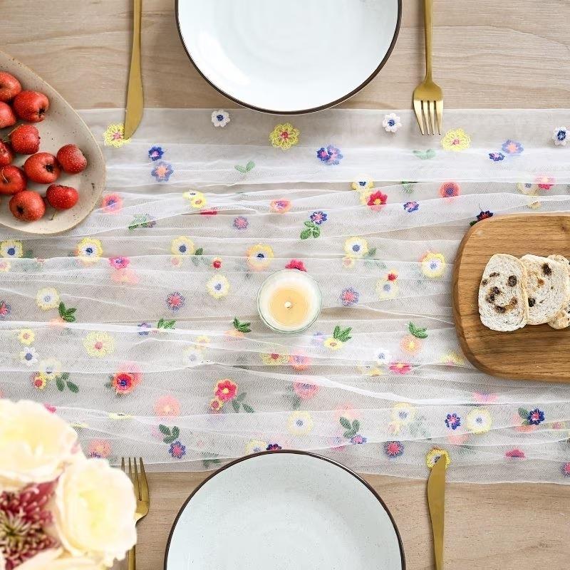 Embroidered Chiffon Table Runner, Daisy Floral Design, Ideal for Weddings, Parties, Home Decor, Outdoor Events, Perfect for Tables and Chairs