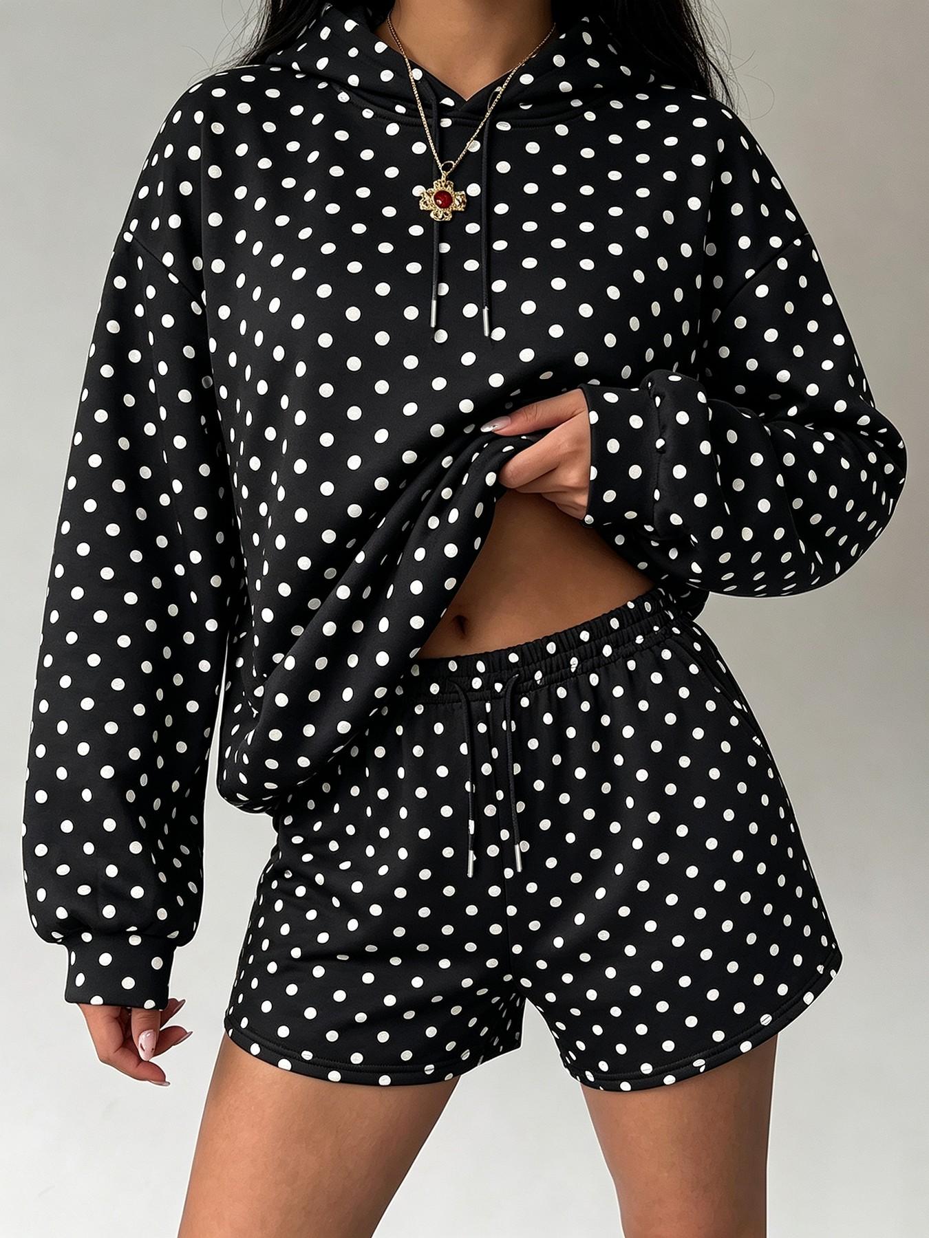 New autumn women's polka dot hoodie & shorts two-piece set, loose fit with drawstring design, casual home style, perfect for staying at home, walking, weekend outings, and travel outfits #PolkaDotStyle #LoungewearSet #CasualOOTD #HoodieSet