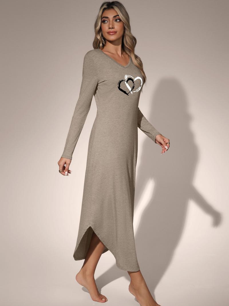 Women's V-Neck Long Sleeve Nightgown, Soft Casual Loungewear Dress with Pockets, Heart Print Sleepwear, Loose-Fitting, All Seasons