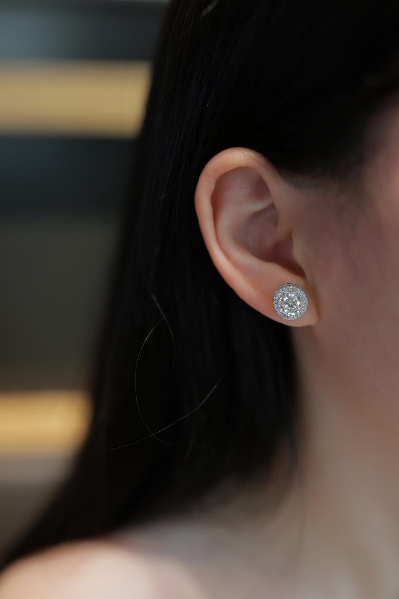 【#409 Must-have】Deluxe Milgrain Set Halo Stud Earrings vvs Synthetic Moissanite Earrings in 925 Sterling Silver Birthday Mother's Day Gift for Men Women Wedding0.1/0.5/1ct