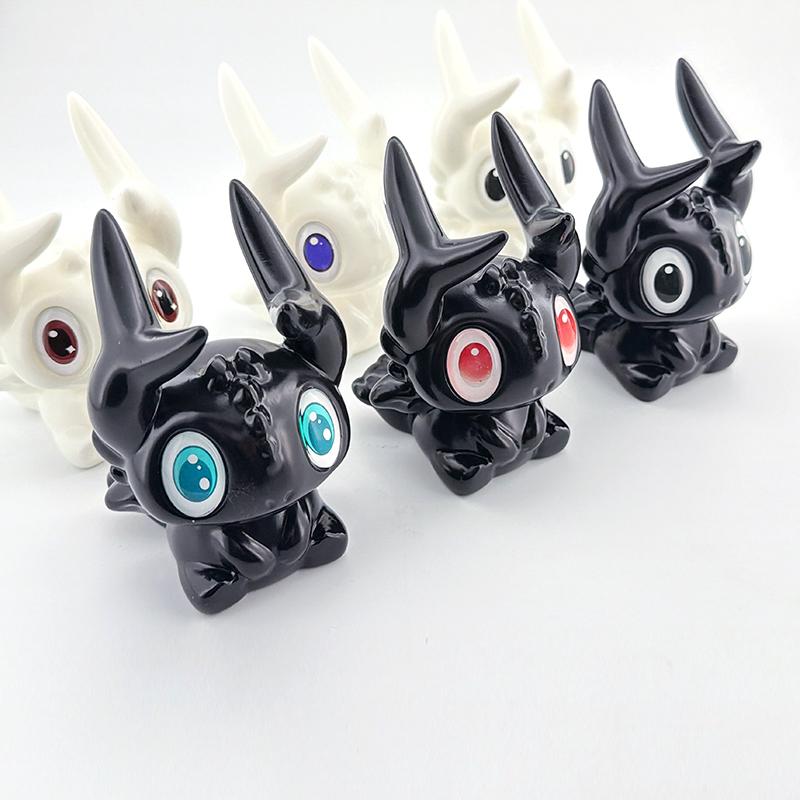 Cool 3D Printed Handle Holder, &, Hollow Eyelet Design, Unique Buckle, for Ps5 Xbox One Switch Pro, Single Hand Operation