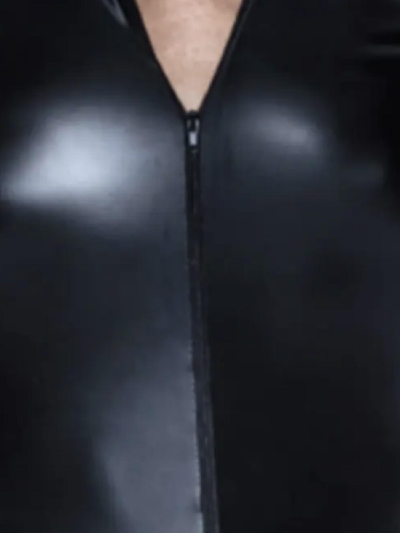 Men's Fitness Jumpsuit, Bold Performance Wear, Ideal for Workouts & Shows, Comfortable & Stylish Design, Perfect for Active Men