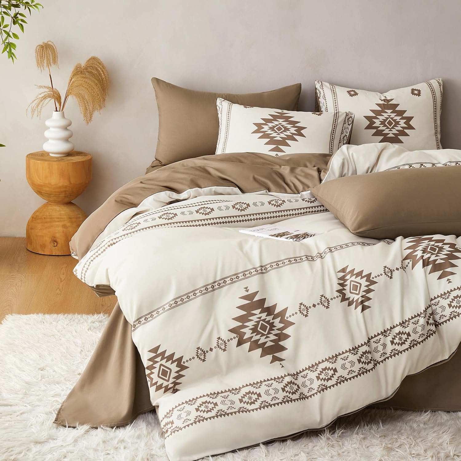 -  Comforter Set, Boho Southwestern  Style with Aztec  Geometric , Soft Lightweight Beddg, 3 count, Beige Brown,  Size