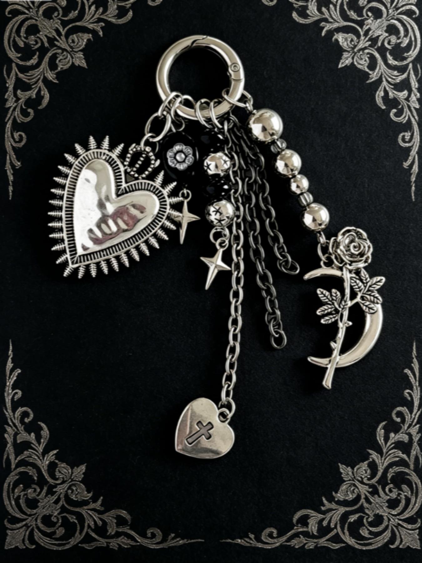 Gothic Vintage Heart Keychain, Y2K Dark Style Personalized Bag Charm, Silver Color Cross Rose Metal Pendant, Unique Accessory, Keychain Jewelry, Stainless Steel Keychain